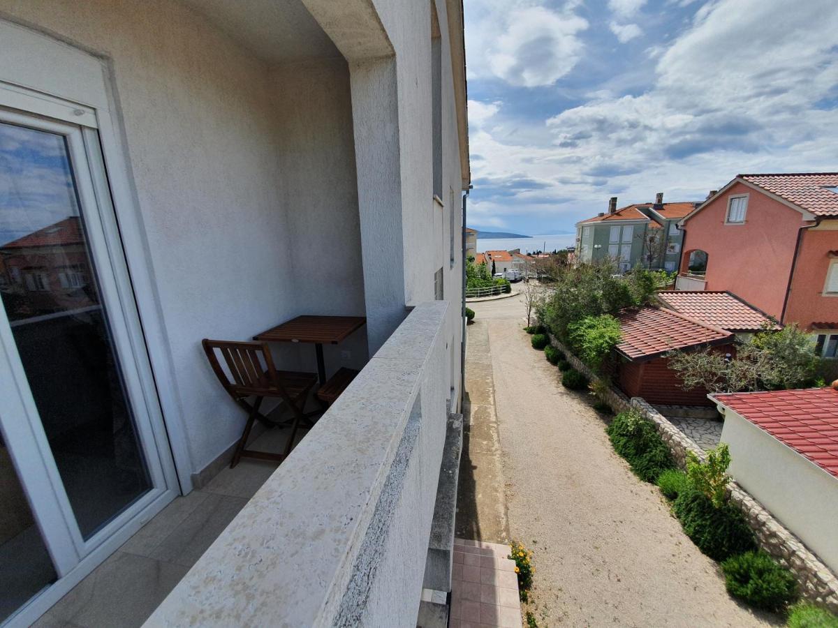 Apartmani Bozic-Tokic Veglia Exterior foto